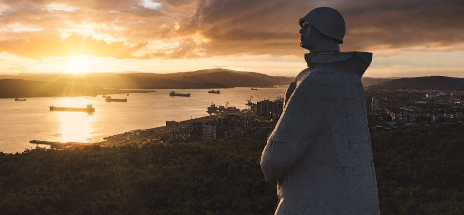 МУРМАНСКАЯ СУДОРЕМОНТНАЯ КОМПАНИЯ